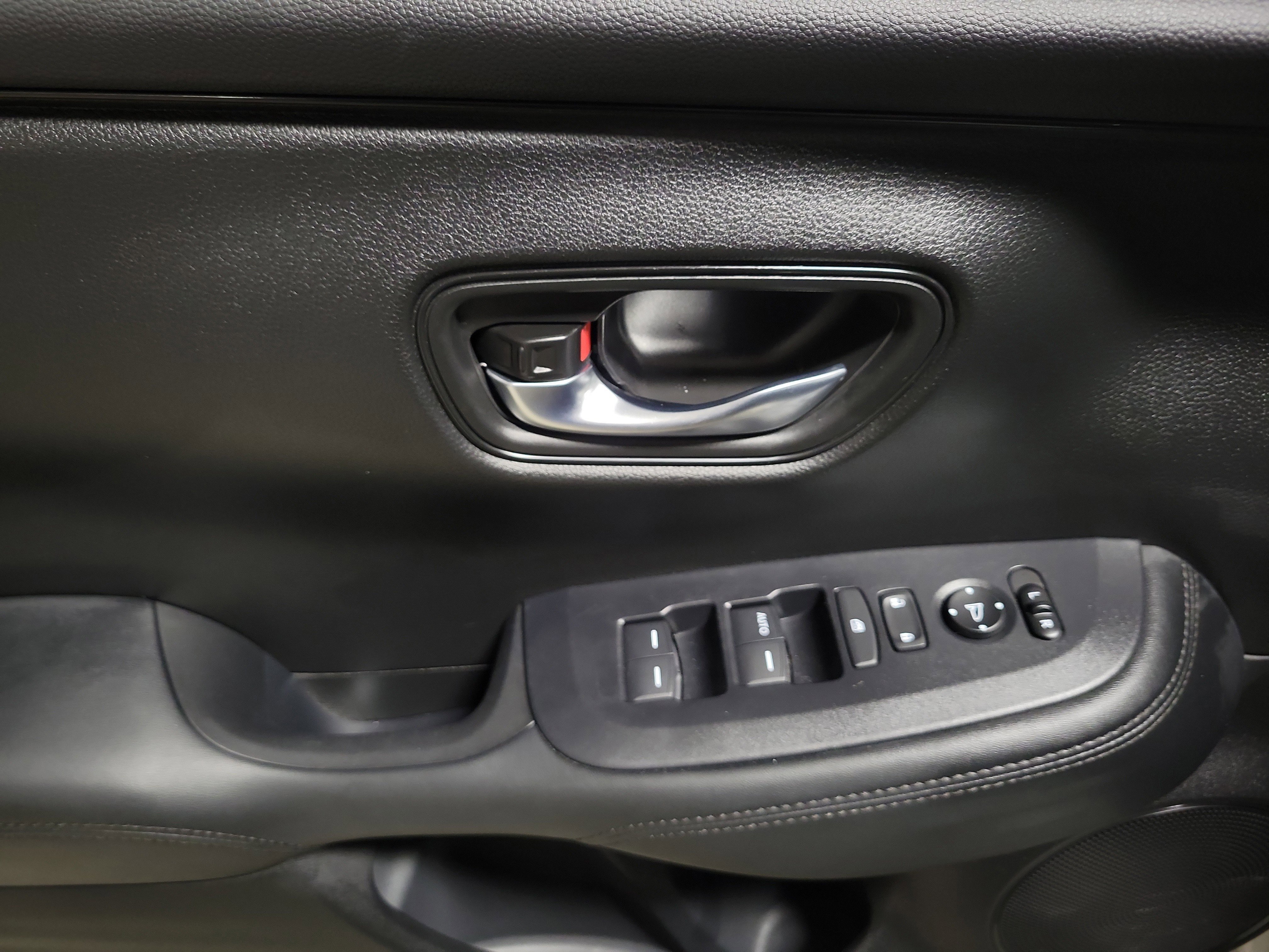 Certified 2023 Honda HR-V LX image 20