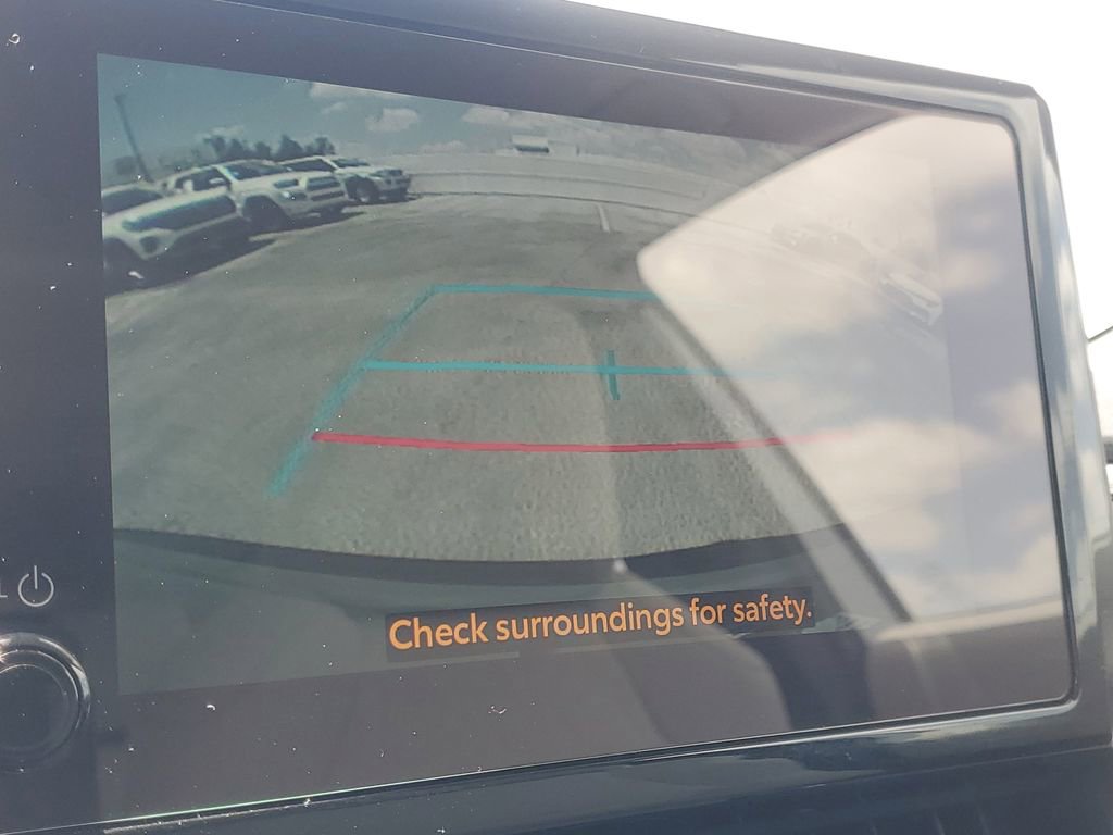 Used 2025 Toyota Corolla Cross L FWD image 25