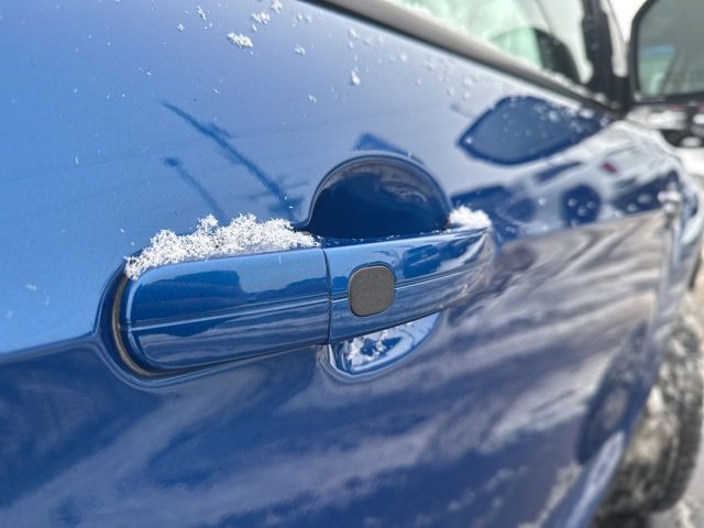 Used 2017 Ford Escape Titanium image 10