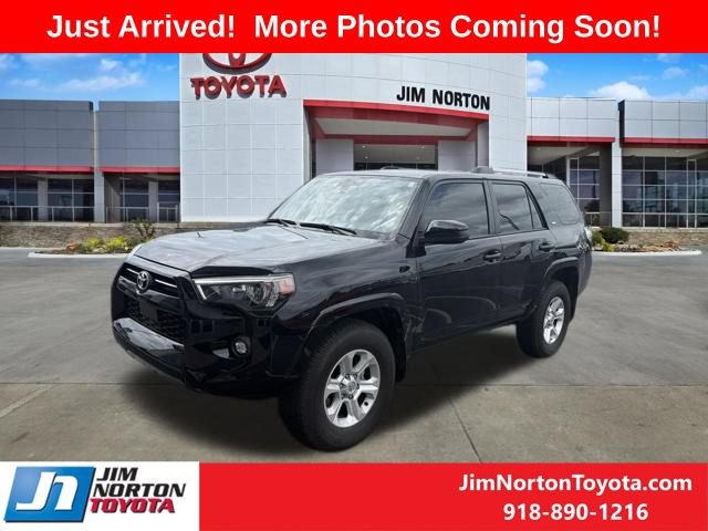 Used 2024 Toyota 4Runner SR5 RWD image 2