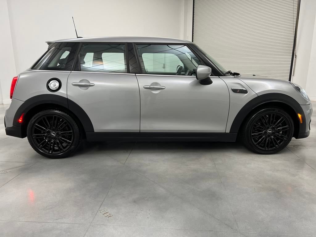 Used 2024 MINI Cooper S image 8