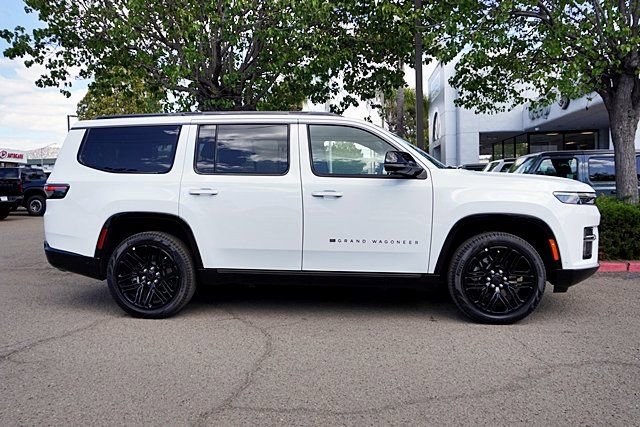 New 2026 Jeep Grand Wagoneer Limited AWD/4WD image 7