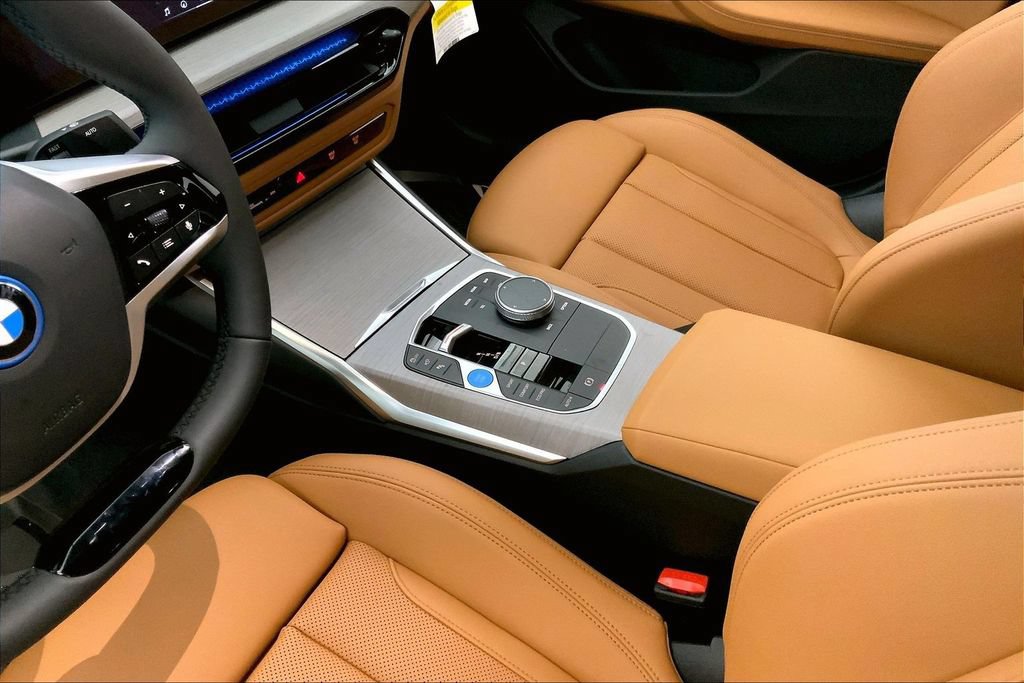 New 2026 BMW i4 xDrive40i w/ Premium Package AWD/4WD image 6