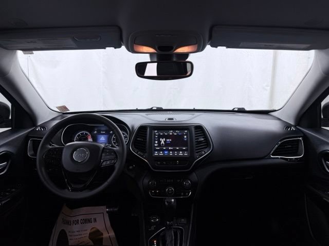 Used 2023 Jeep Cherokee Altitude Lux AWD/4WD image 32