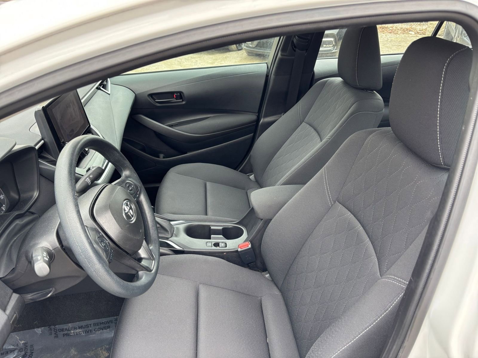 Used 2025 Toyota Corolla LE image 25