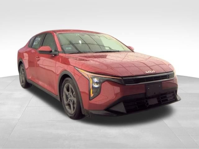 Used 2025 Kia K4 FWD image 2