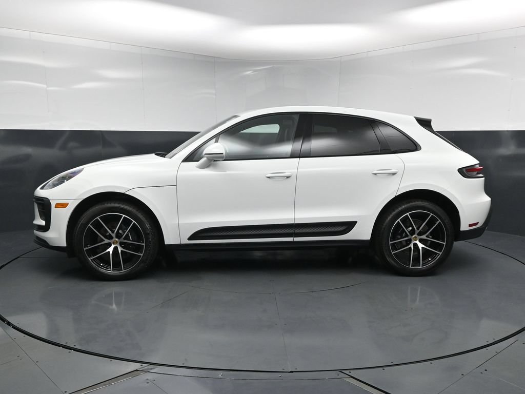 New 2026 Porsche Macan AWD/4WD image 2