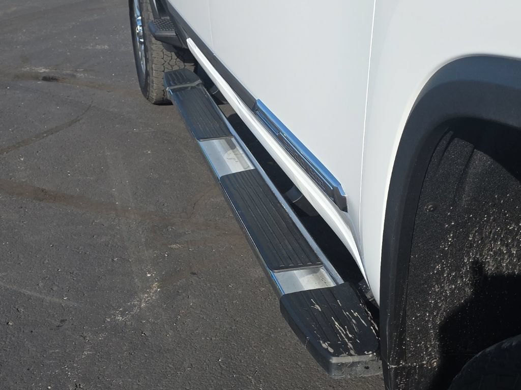 Used 2025 Chevrolet Silverado 2500 High Country w/ High Country Premium Package AWD/4WD image 14