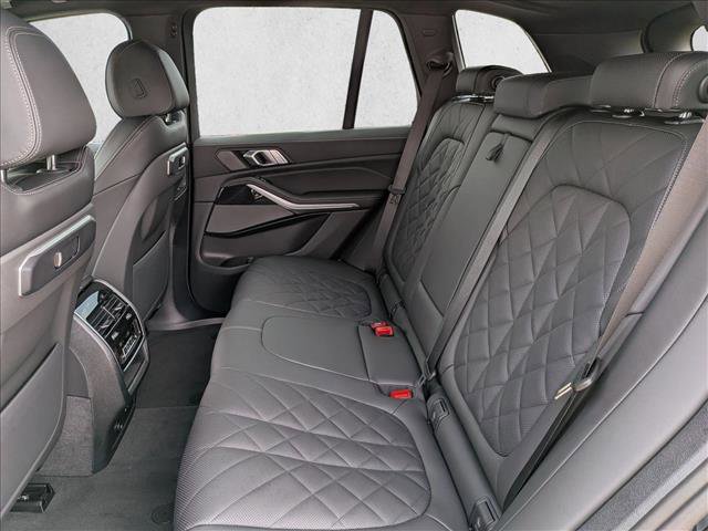 New 2026 BMW X5 sDrive40i RWD image 17