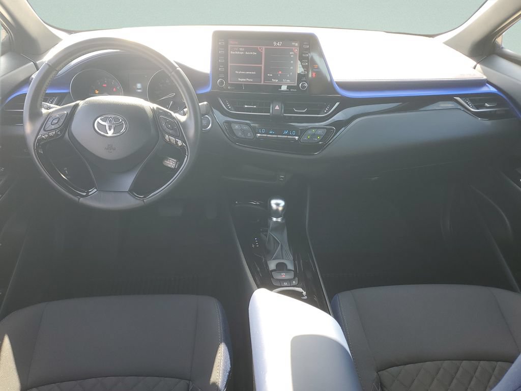 Used 2022 Toyota C-HR XLE FWD image 11