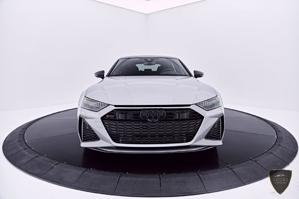 Used 2025 Audi RS 7 Performance AWD/4WD image 18