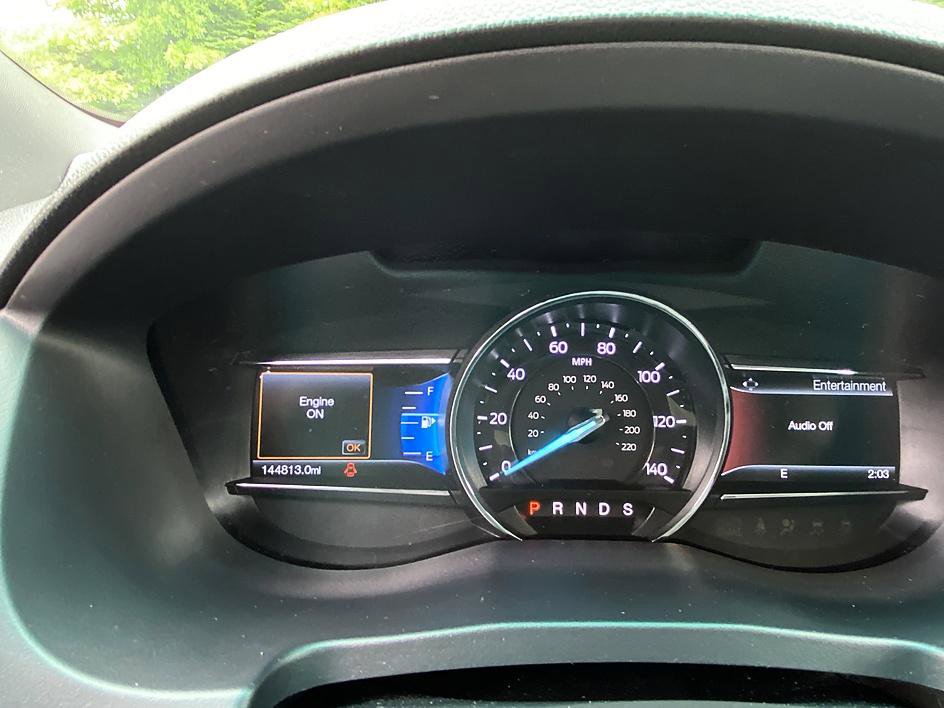 Used 2016 Ford Explorer XLT w/ Equipment Group 202A FWD image 14
