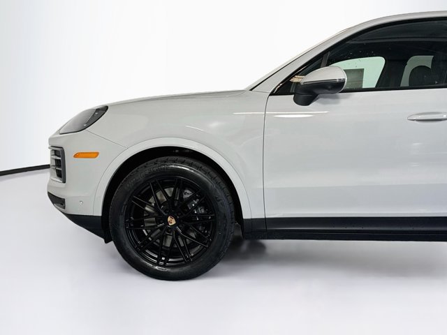 New 2026 Porsche Cayenne AWD/4WD image 28