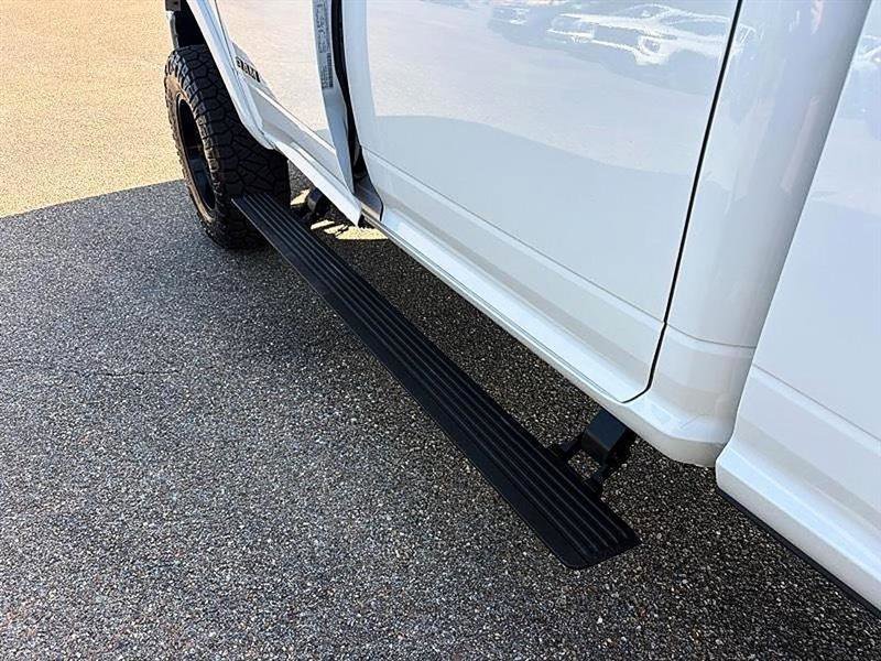 Used 2024 RAM 2500 Limited image 22