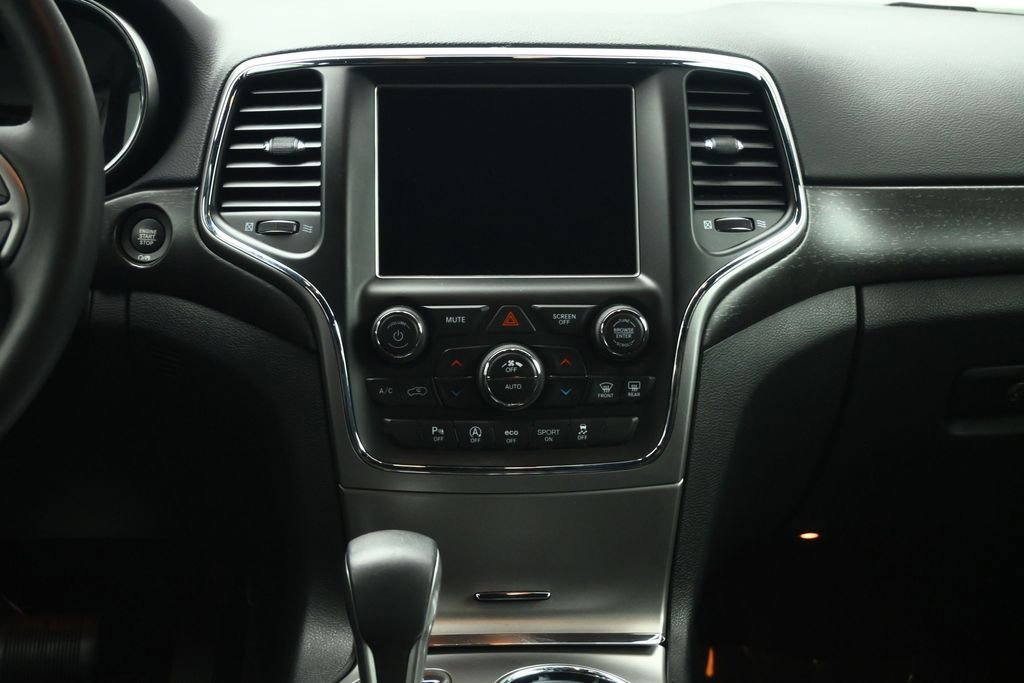 Used 2018 Jeep Grand Cherokee Altitude AWD/4WD image 38