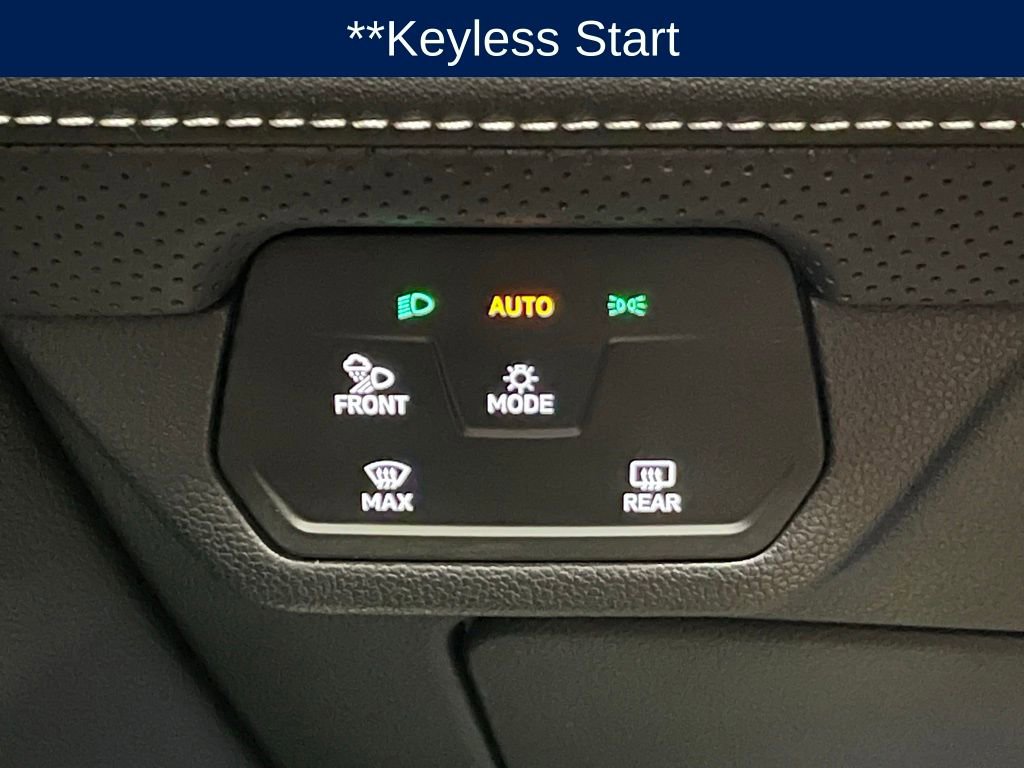 Used 2025 Volkswagen Atlas SE w/ Panoramic Sunroof Package image 18