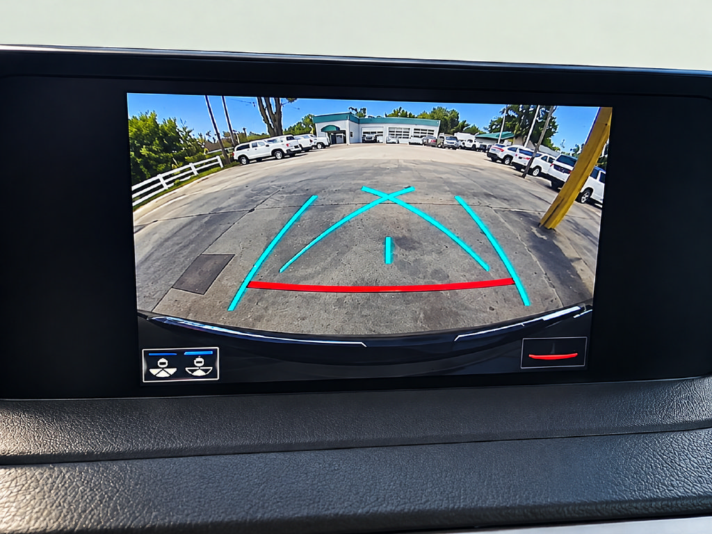 Used 2016 Toyota Tundra SR5 w/ SR5 Upgrade Package RWD image 7