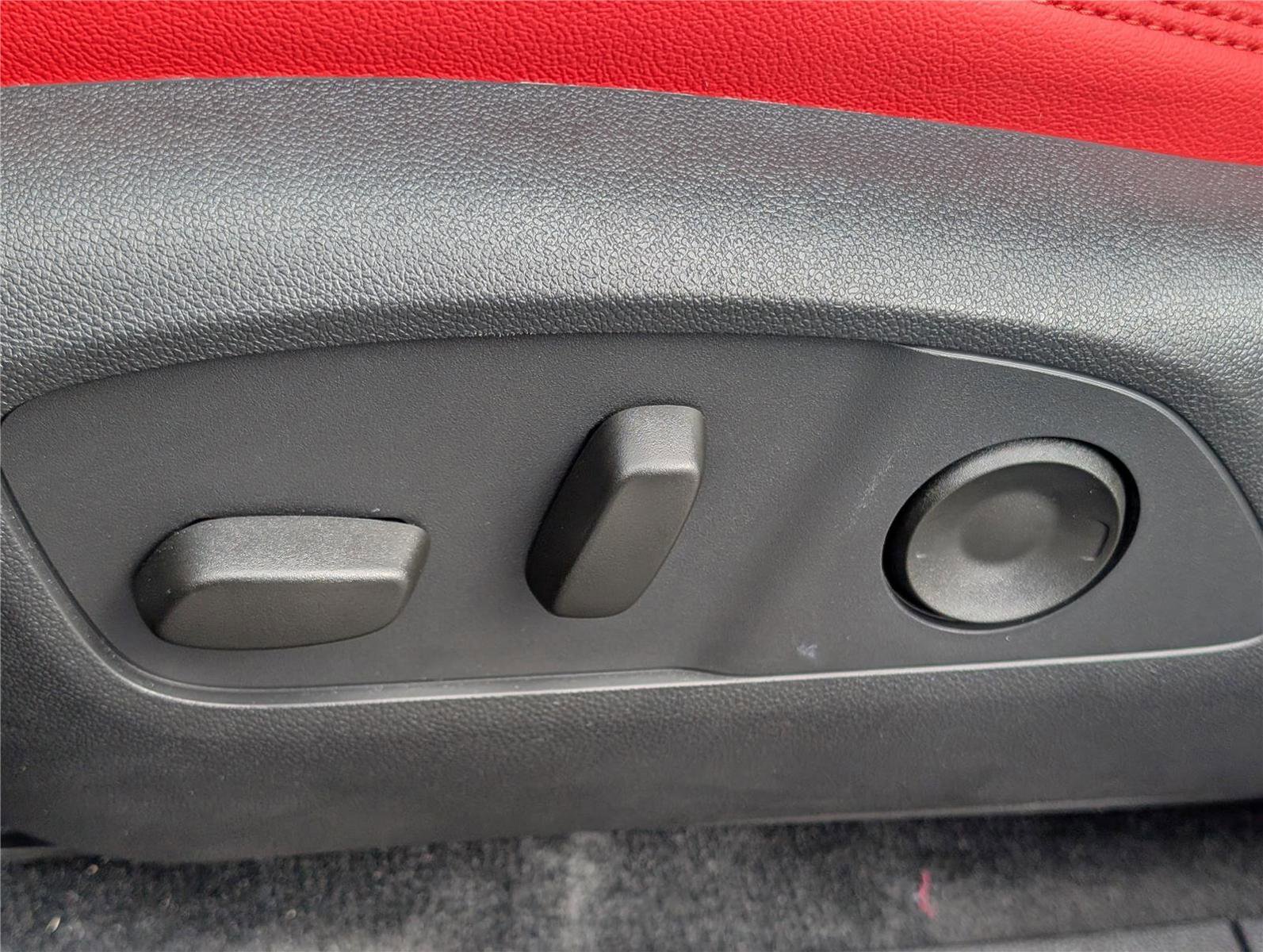 New 2026 Chevrolet Blazer EV SS w/ LPO, Tech Bronze Package image 17