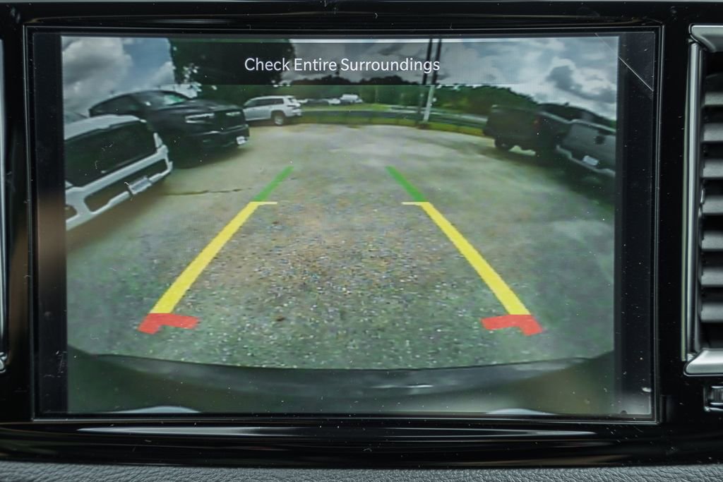 New 2025 Chrysler Pacifica Select image 35