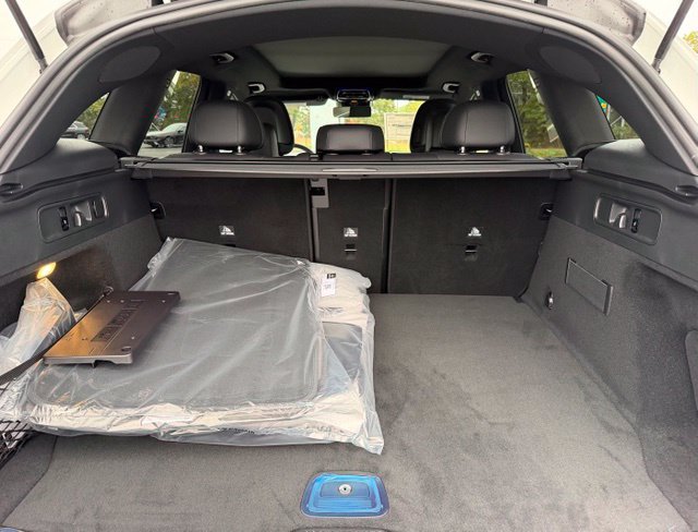 New 2027 Mercedes-Benz GLC 300 4MATIC image 10