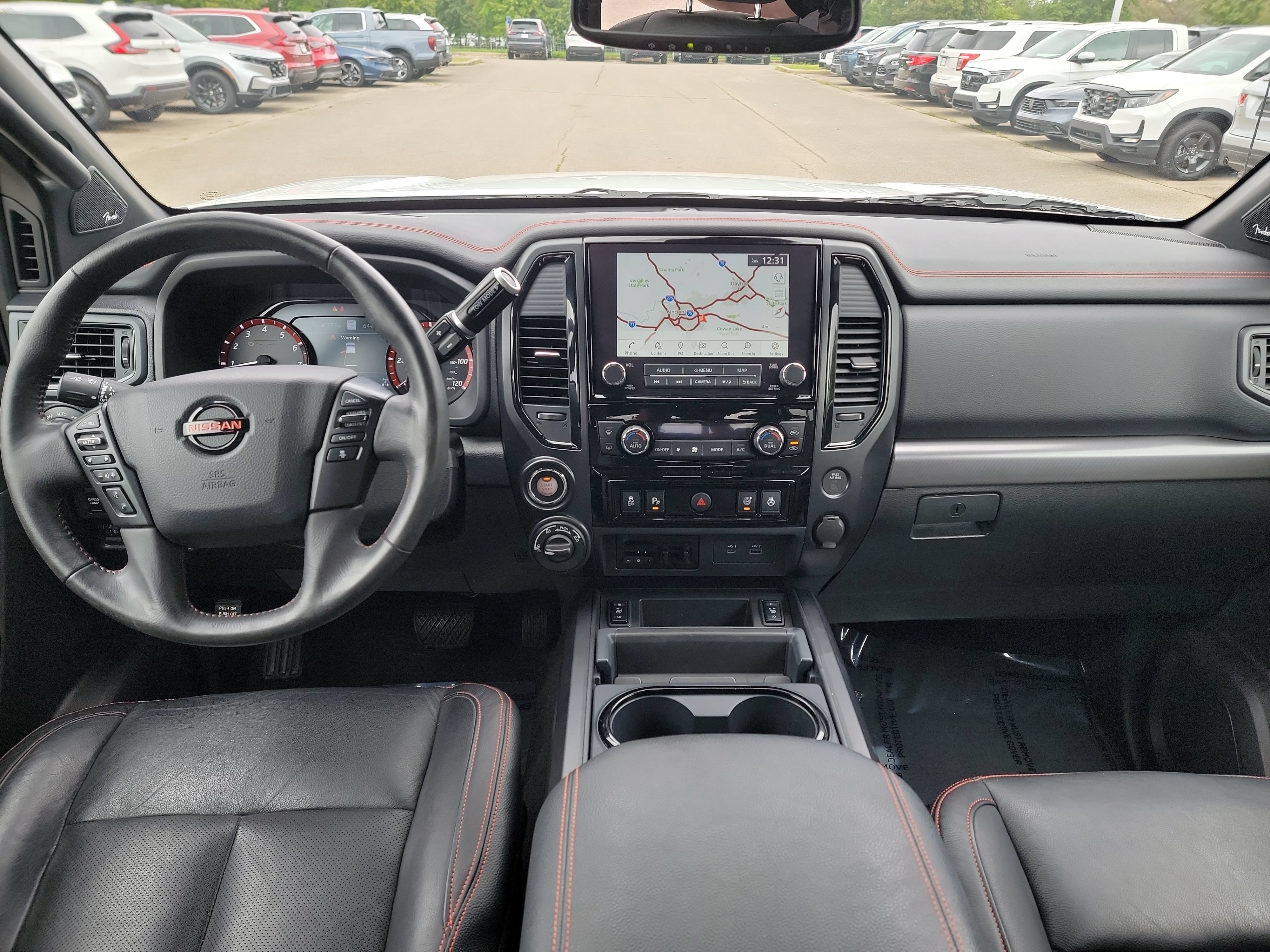 Used 2021 Nissan Titan PRO-4X w/ Pro-4x Convenience Package AWD/4WD image 15