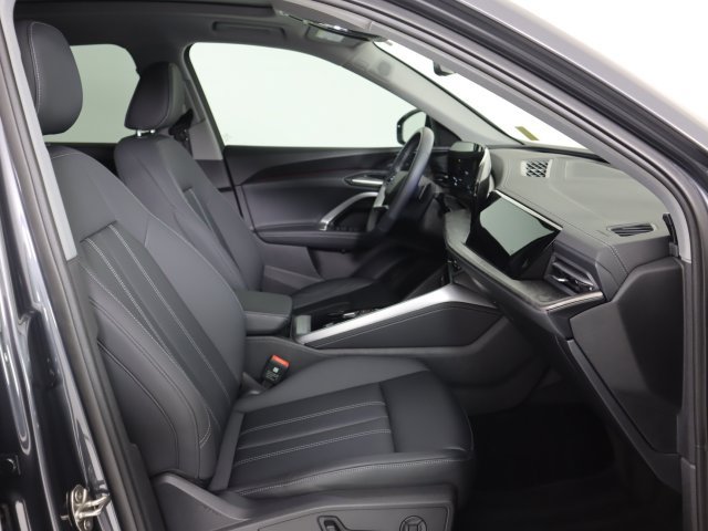 Certified 2025 Audi Q5 Premium Plus w/ Premium Plus AWD/4WD image 13