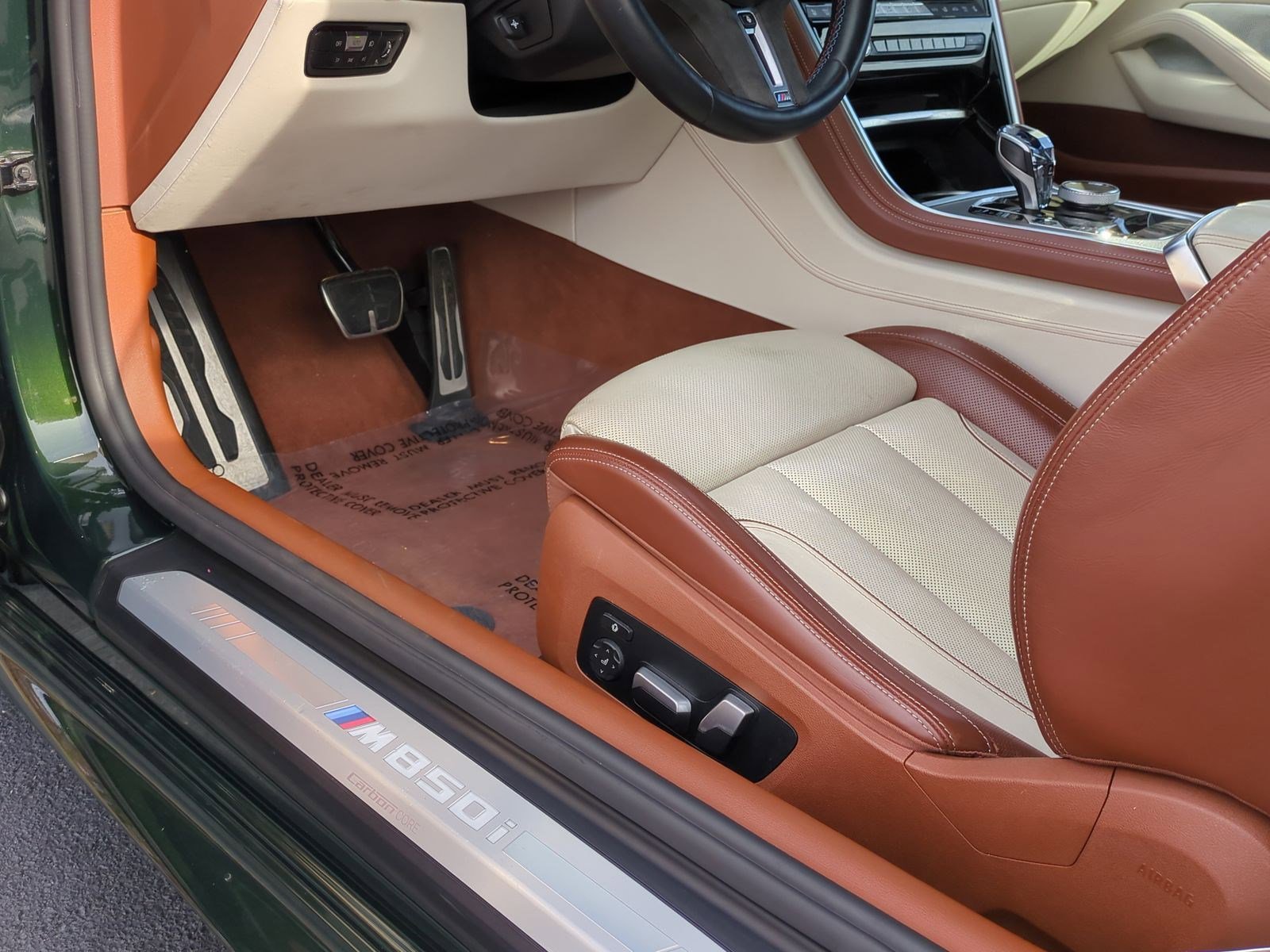 Used 2023 BMW M850i xDrive Convertible image 17