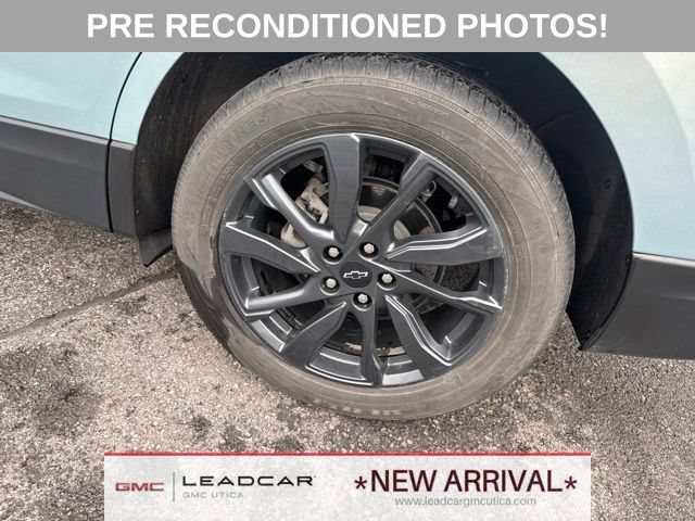 Used 2022 Chevrolet Equinox RS AWD/4WD image 11
