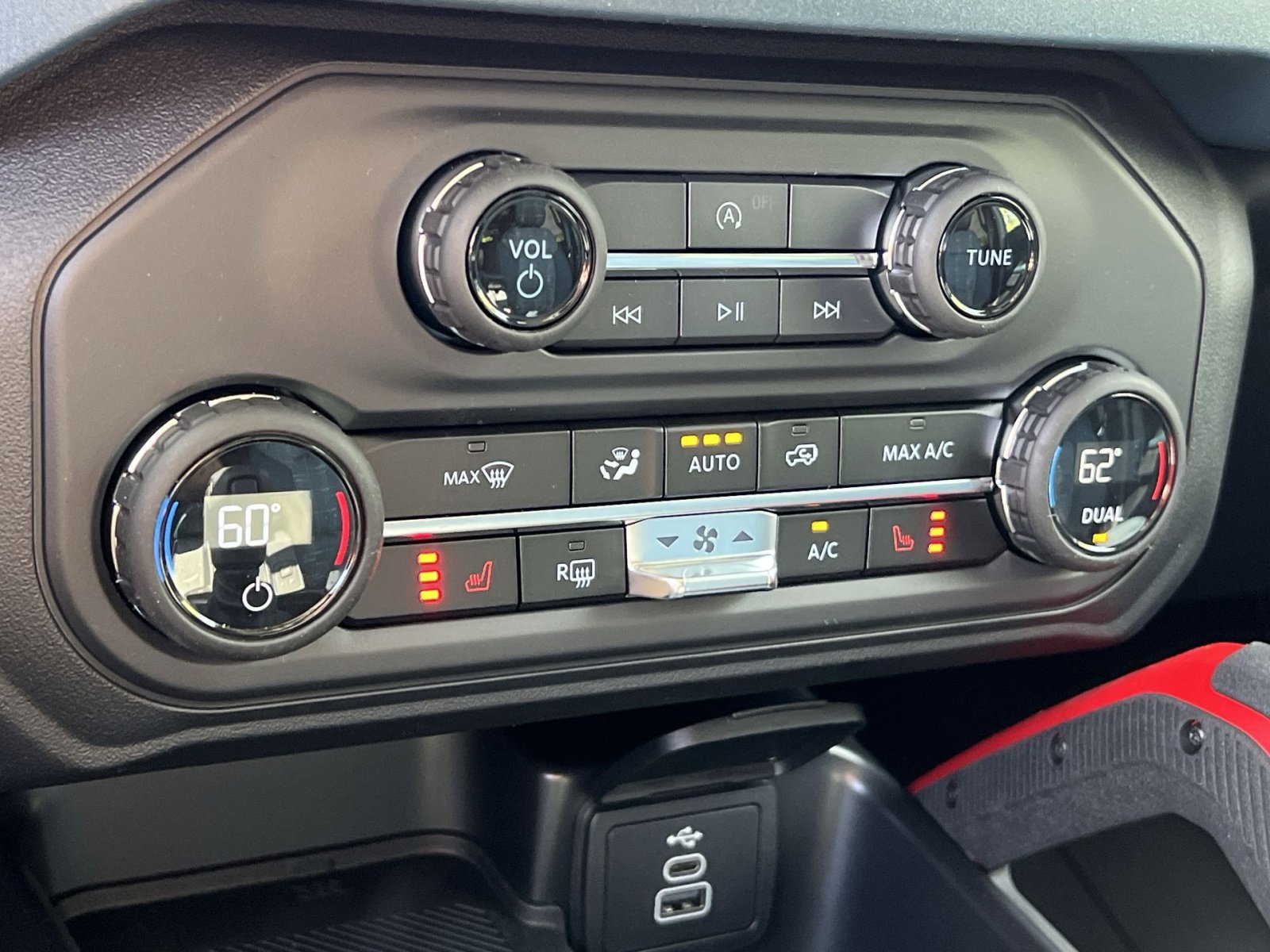 New 2026 Ford Bronco Heritage Edition AWD/4WD image 21