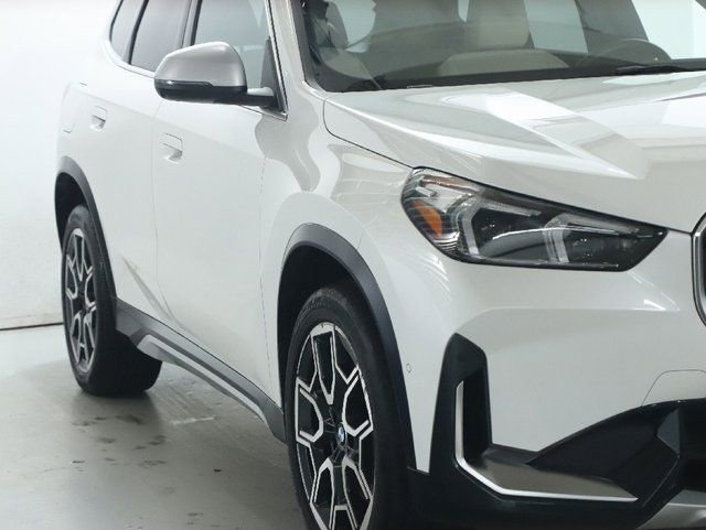 Certified 2023 BMW X1 xDrive28i w/ Premium Package AWD/4WD image 9