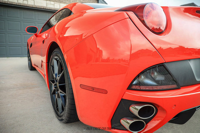 Used 2012 Ferrari California RWD image 48