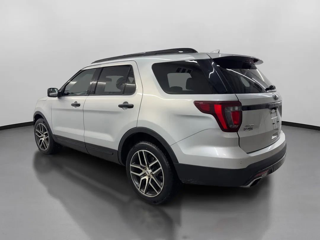 Used 2017 Ford Explorer Sport image 7
