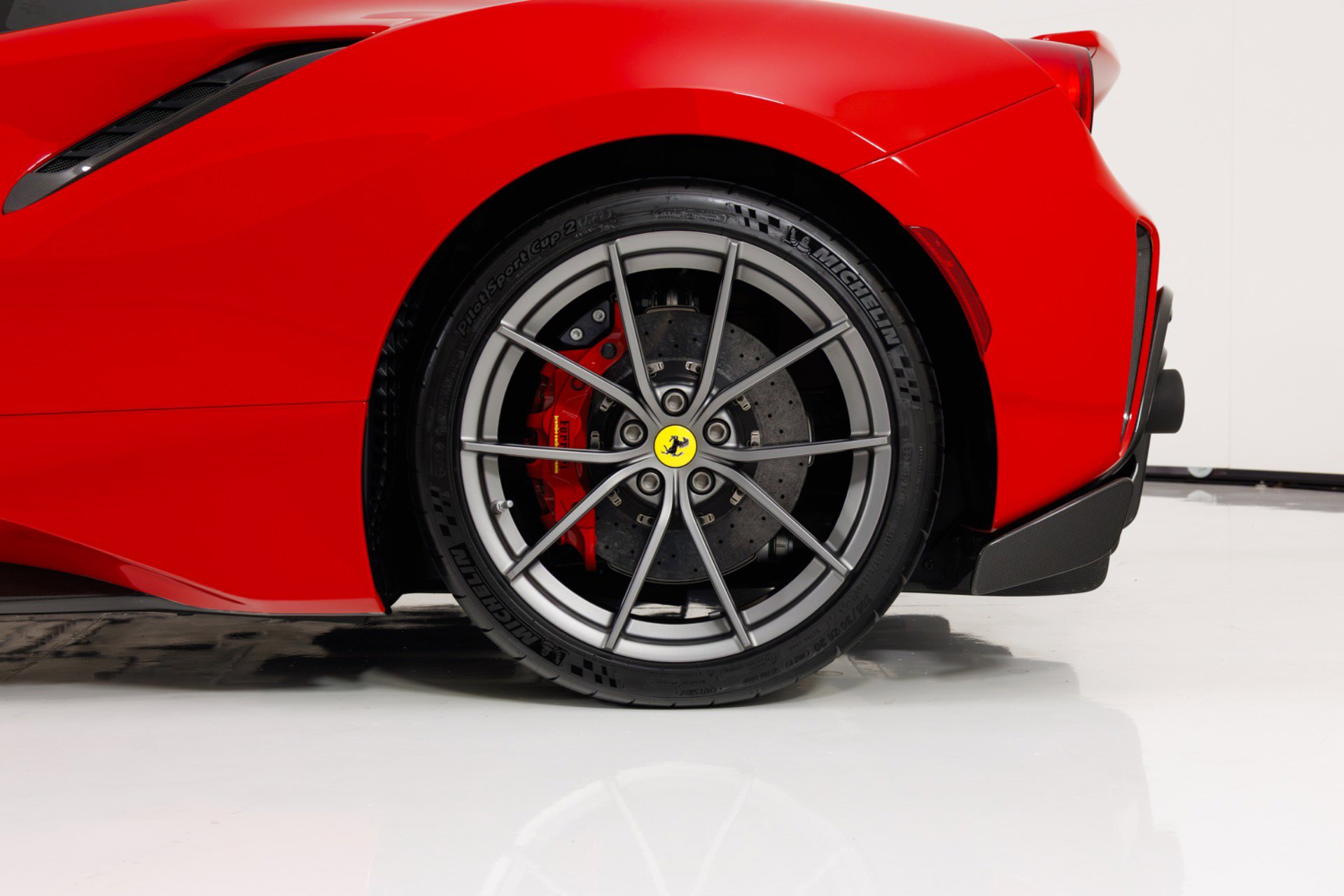 Used 2020 Ferrari 488 Pista Coupe image 11