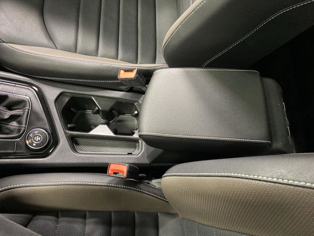 Used 2024 Volkswagen Taos SEL image 19