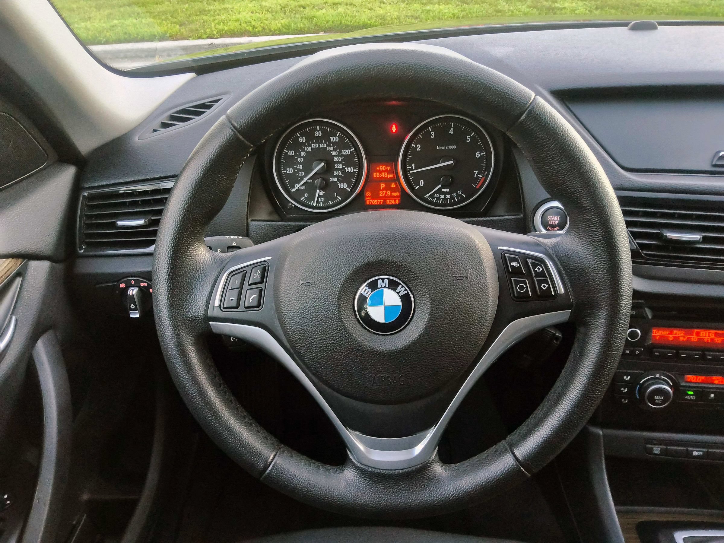 Used 2015 BMW X1 sDrive28i RWD image 9
