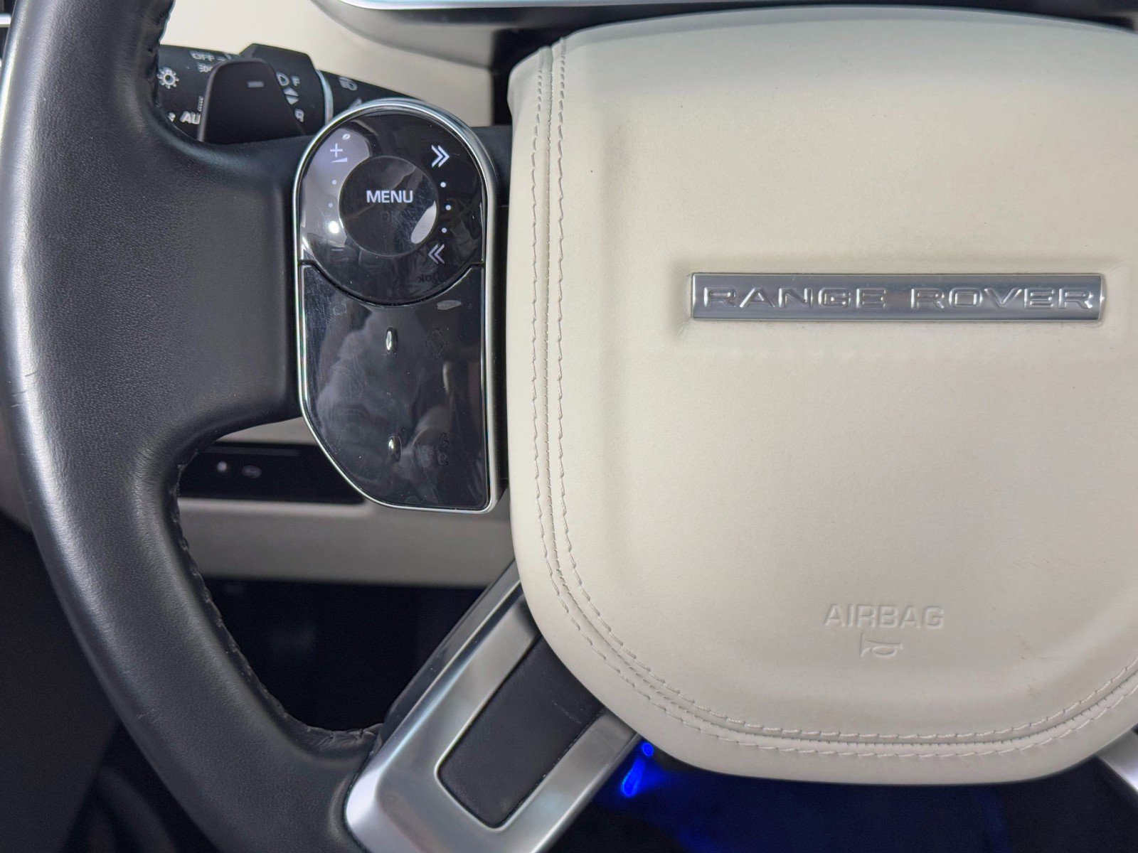 Used 2021 Land Rover Range Rover P525 Westminster Edition image 23