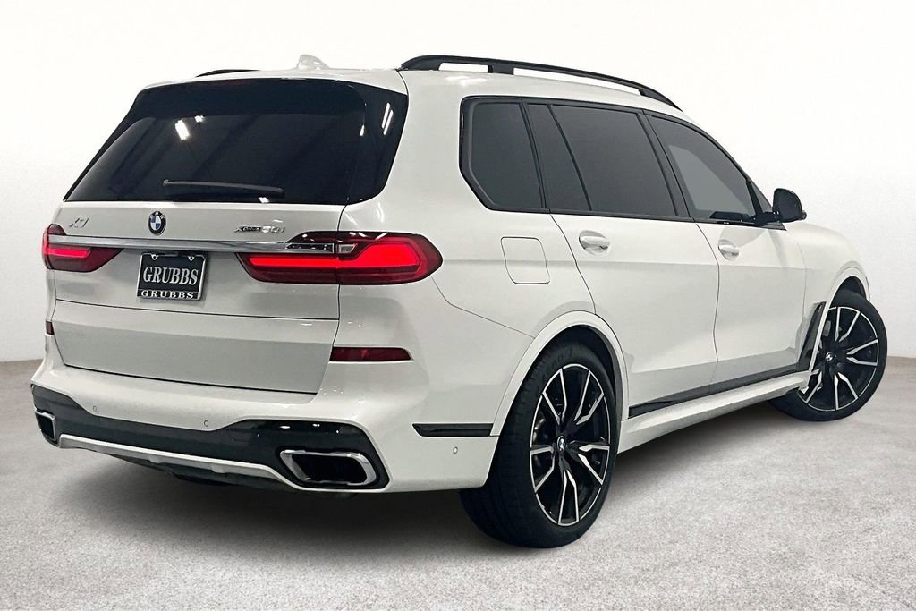 Used 2019 BMW X7 xDrive50i w/ Dynamic Handling Package image 2
