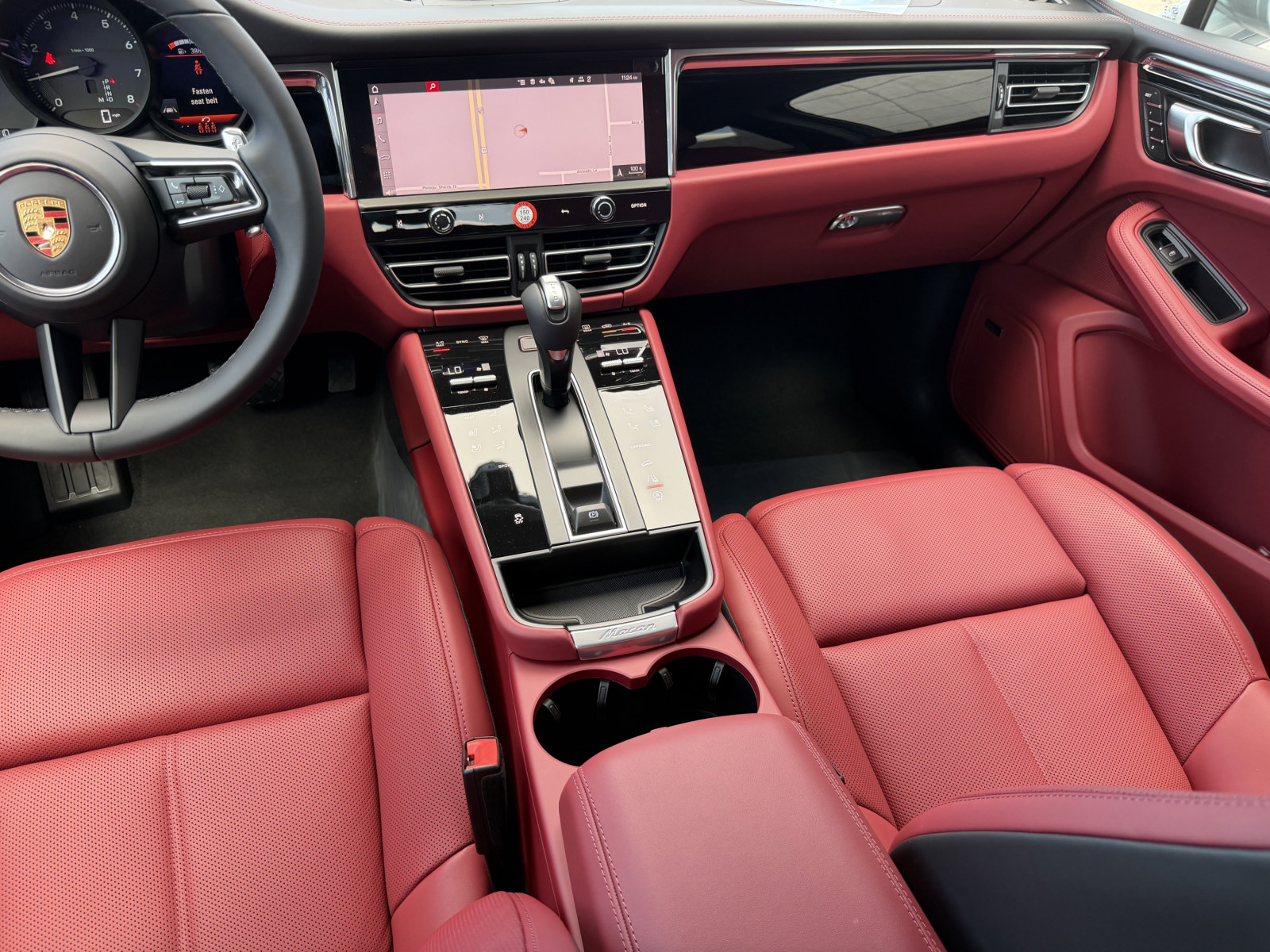 New 2026 Porsche Macan AWD/4WD image 16