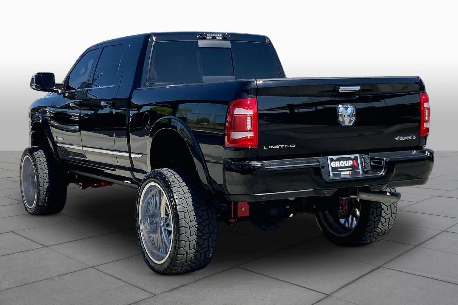 Used 2022 RAM 2500 Limited AWD/4WD image 12