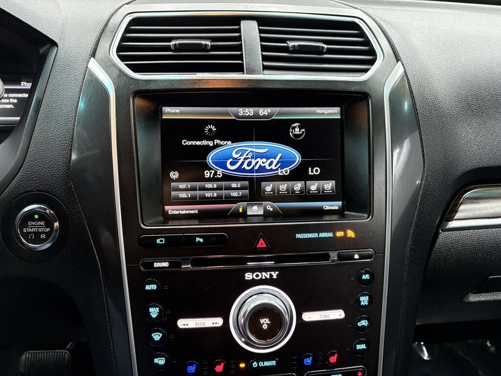 Used 2016 Ford Explorer Limited image 18