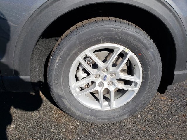 New 2026 Ford Explorer Active RWD image 27