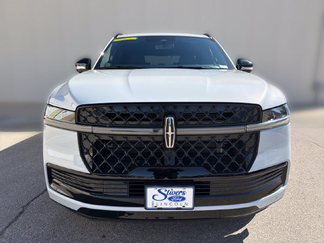 New 2026 Lincoln Navigator Reserve w/ Jet Appearance Package AWD/4WD image 12