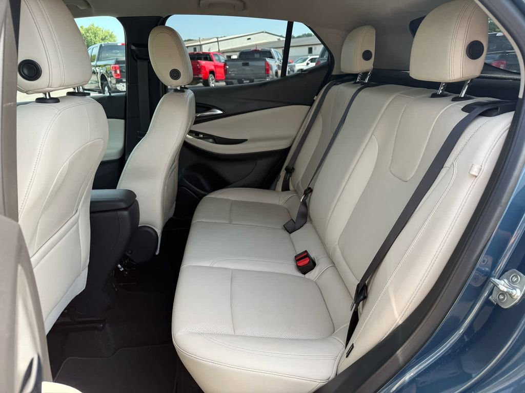Used 2024 Buick Encore GX Sport Touring w/ Advanced Technology Package image 5