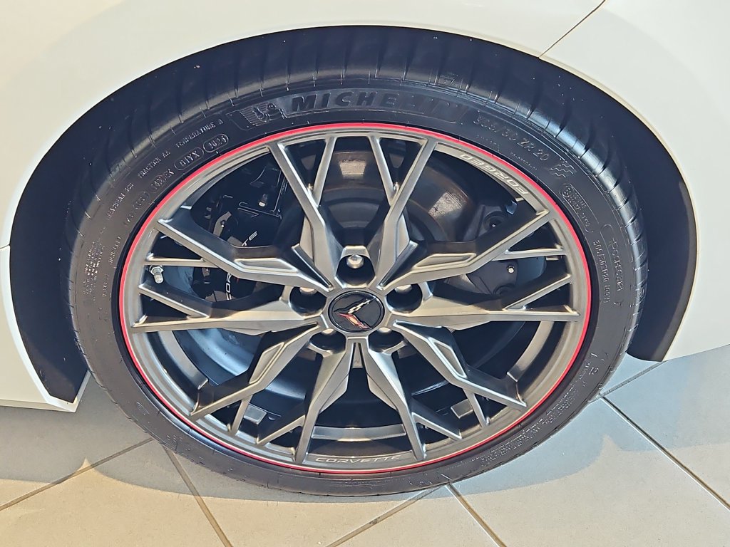 Used 2024 Chevrolet Corvette Stingray Preferred Cpe w/ Z51 Performance Package RWD image 8