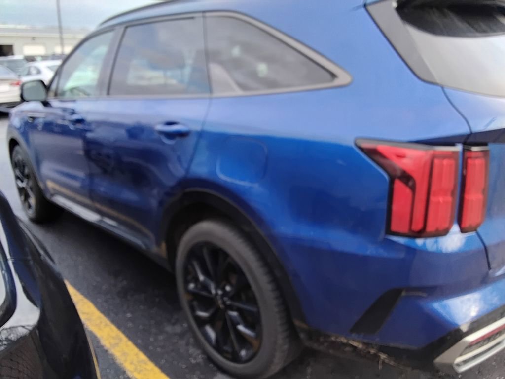 Used 2022 Kia Sorento SX image 5