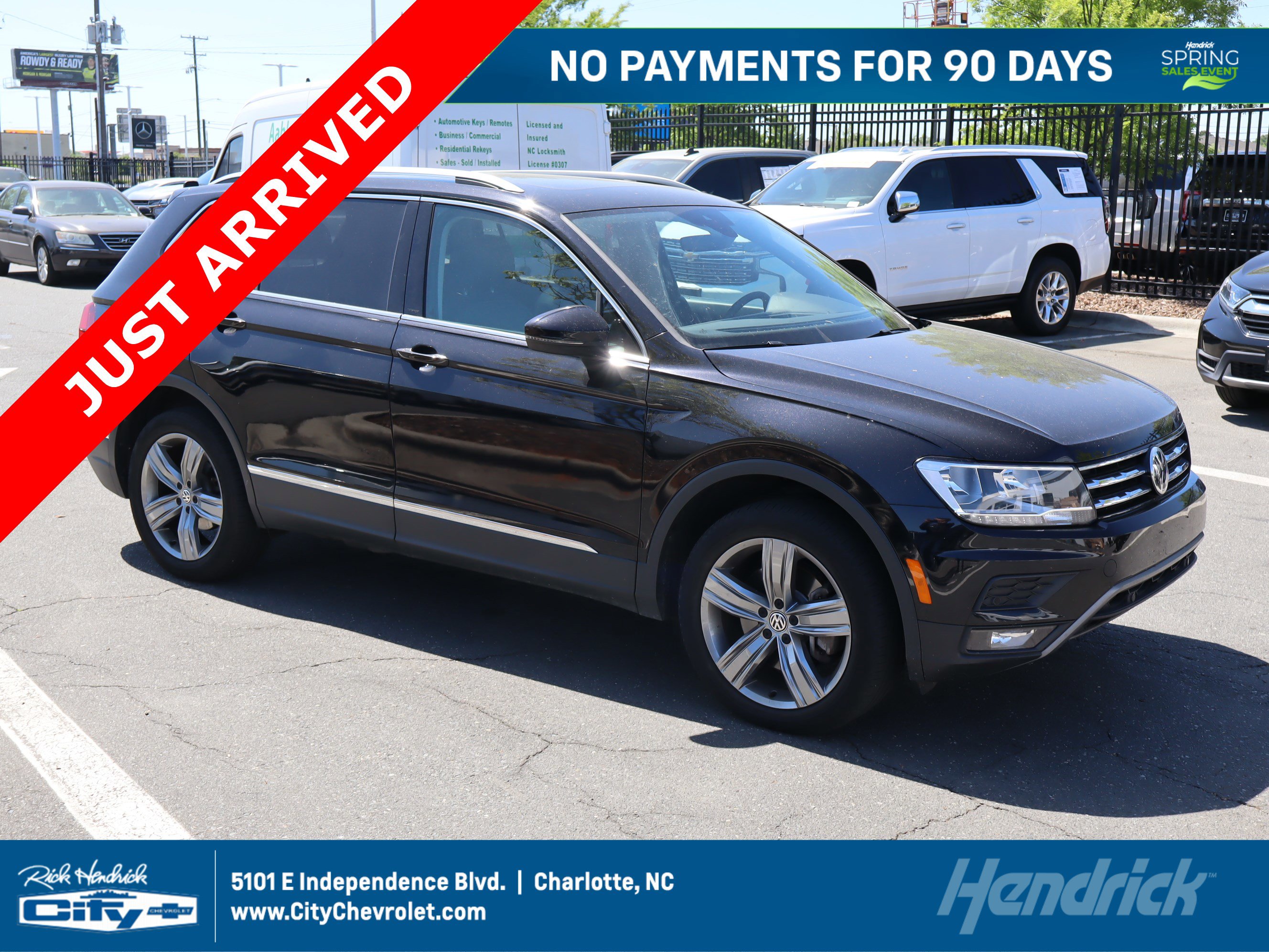 Used 2021 Volkswagen Tiguan SEL image 1