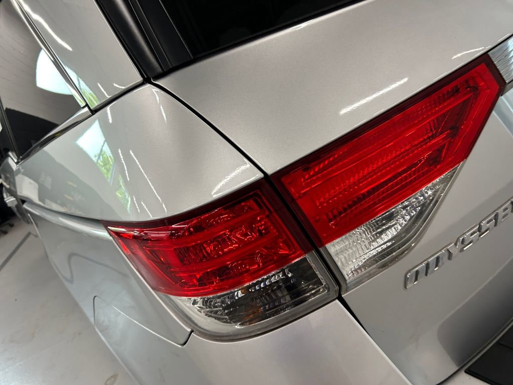 Used 2015 Honda Odyssey EX image 18