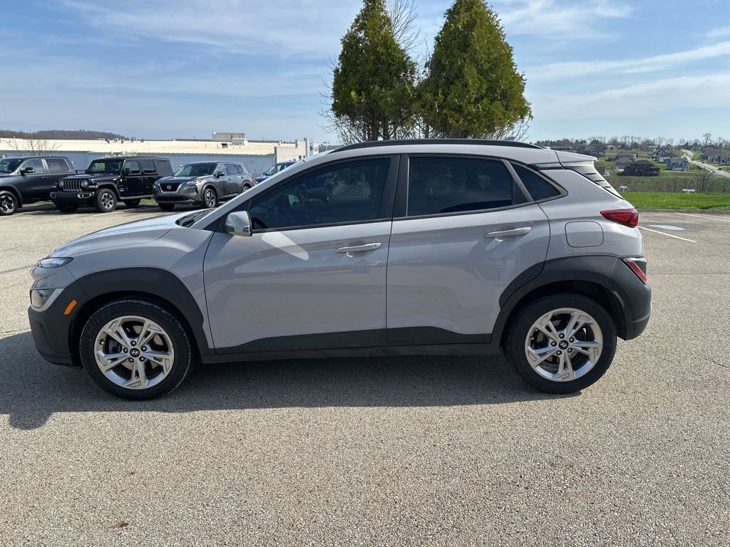 Used 2022 Hyundai Kona SEL w/ Convenience Package image 4