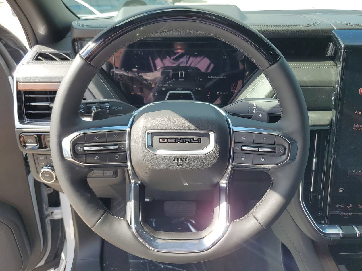 New 2026 GMC Yukon XL Denali w/ Denali Reserve Package AWD/4WD image 21