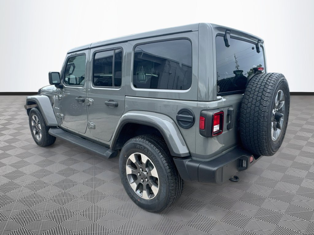 Certified 2022 Jeep Wrangler Unlimited Sahara w/ Cold Weather Group AWD/4WD image 8